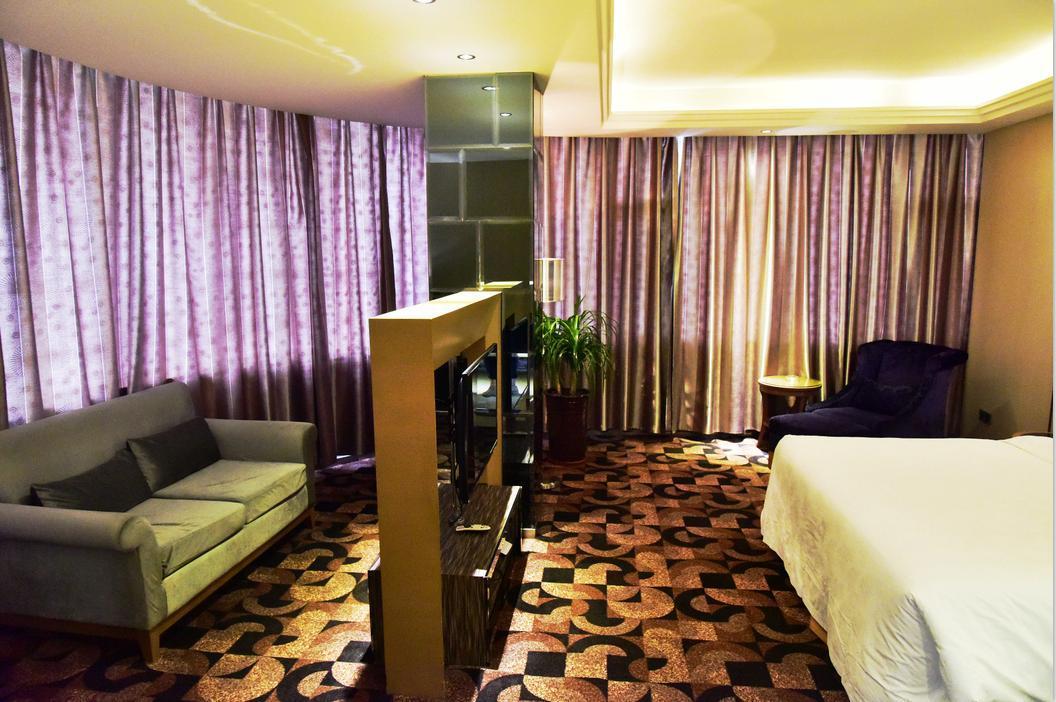 Fuke Jirui Hotel Urumczi Zewnętrze zdjęcie