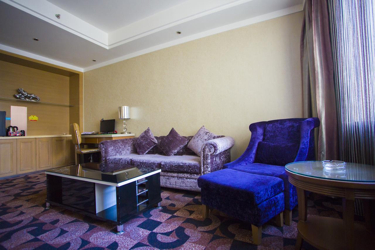 Fuke Jirui Hotel Urumczi Zewnętrze zdjęcie